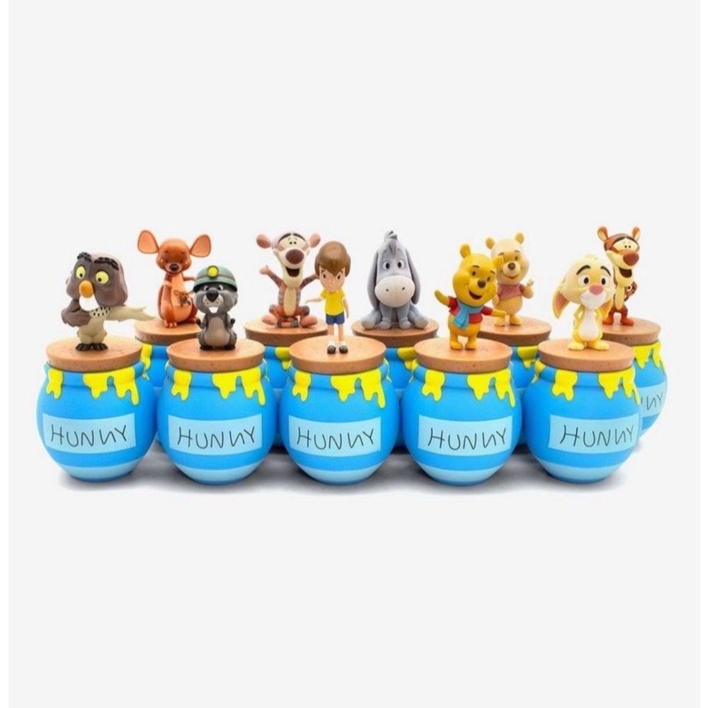 Disney‎ Winnie the Pooh Series 2 Mystery Vinyl Figure blind box. Collectible
